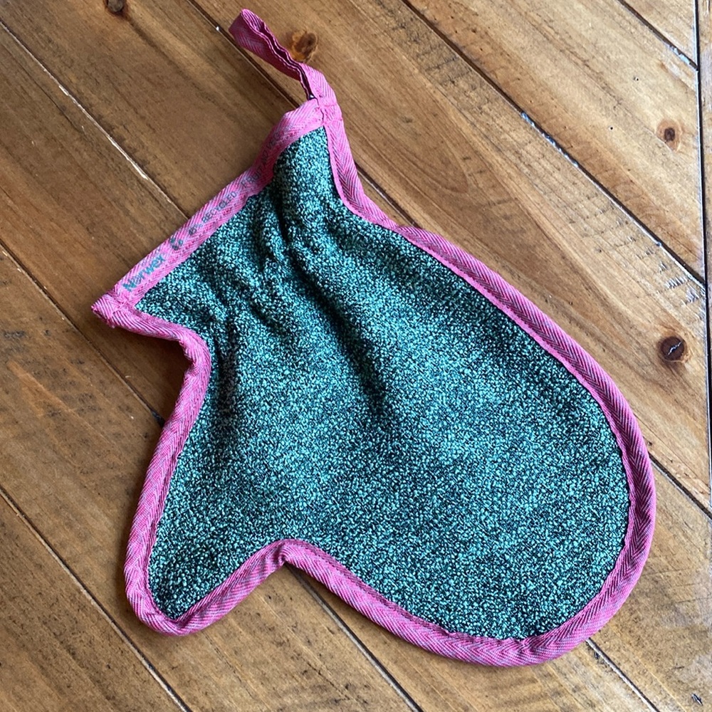 Norwex Fruit and Veggie Scrub Mitt